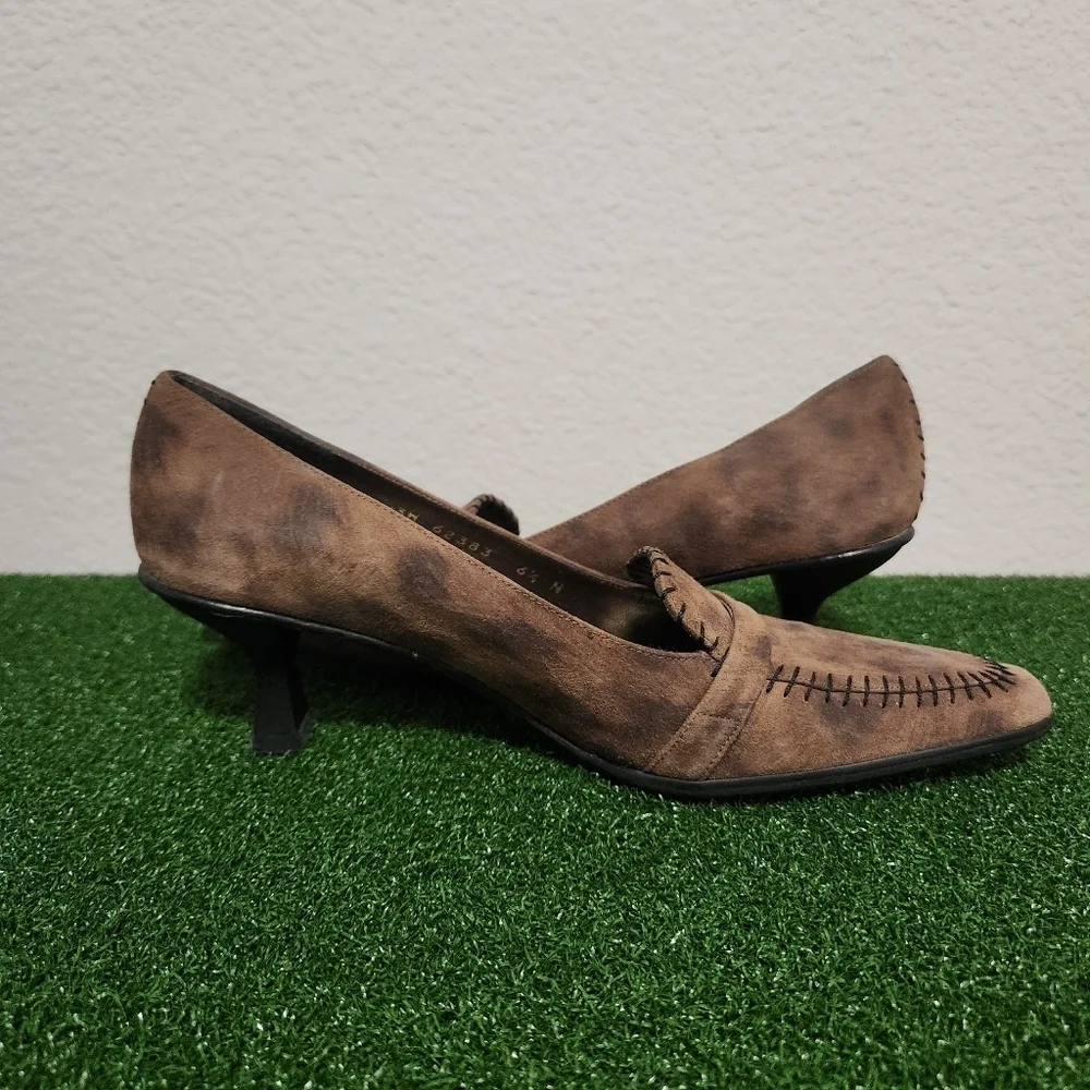 Stuart Weitzman Women’s Brown Heels size 6.5